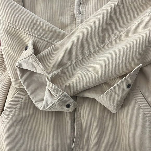 women’s tan corduroy jacket - Picture 3 of 3